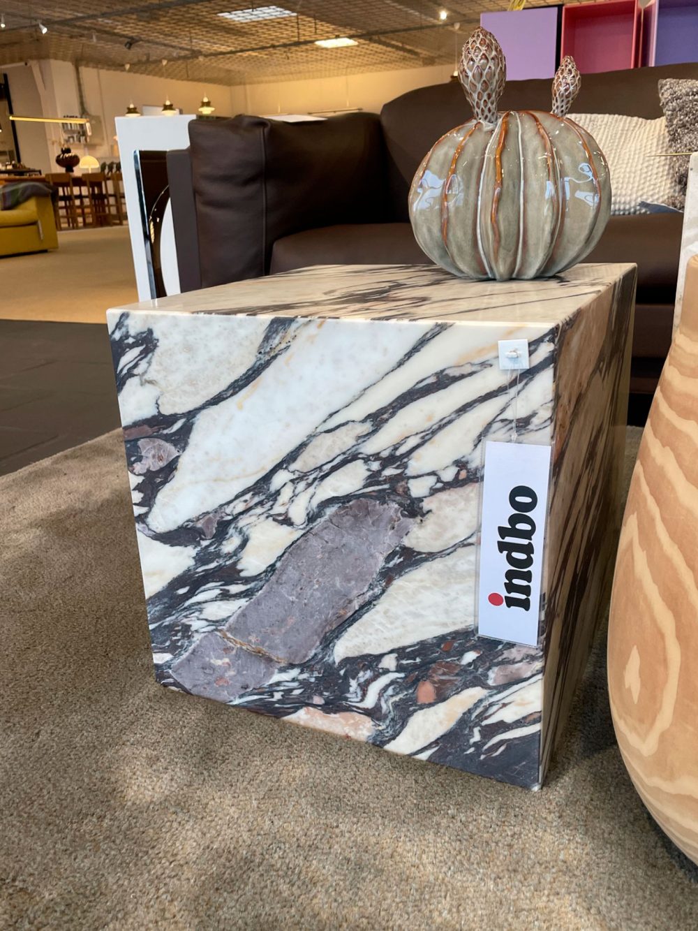 Demo - Plinth Cubic Piedestal