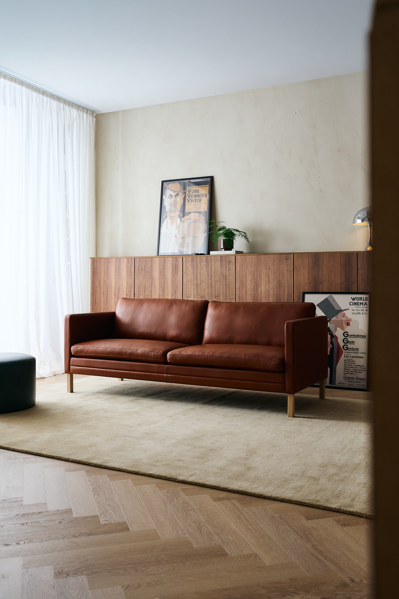 MH276 Sofa