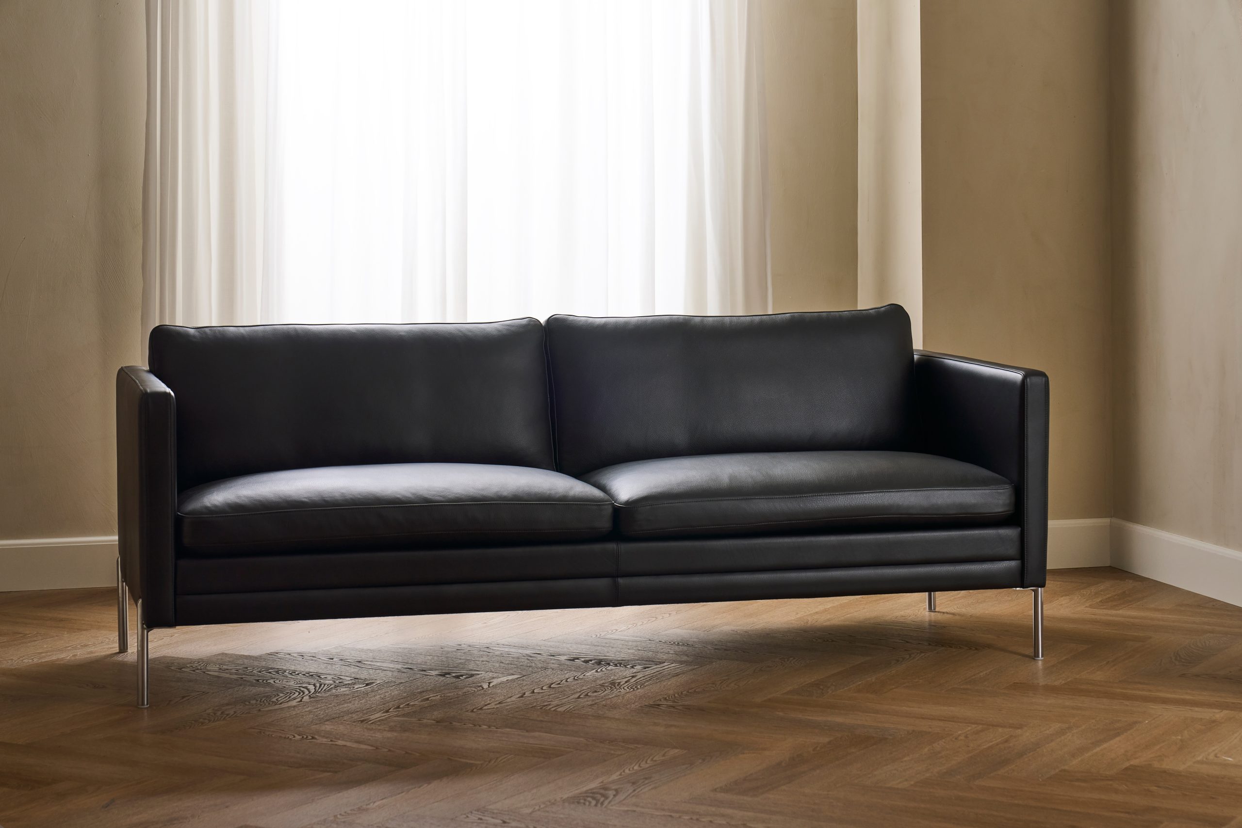 MH276 Sofa