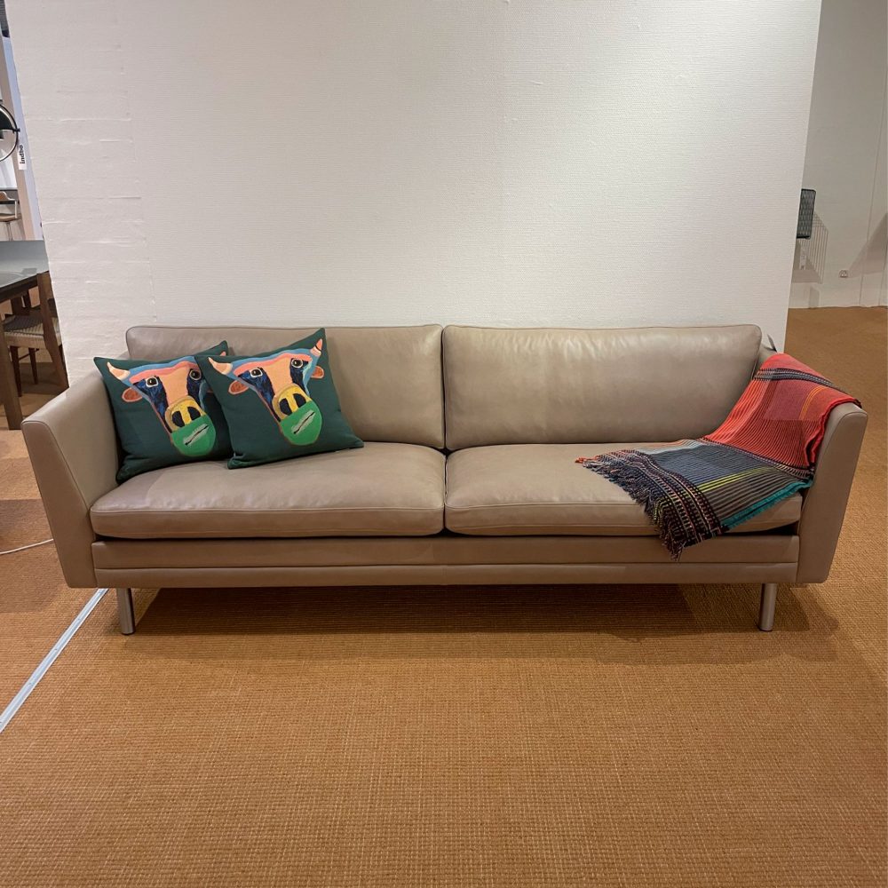 Demo – MH2301 Sofa, Latte Gefion læder
